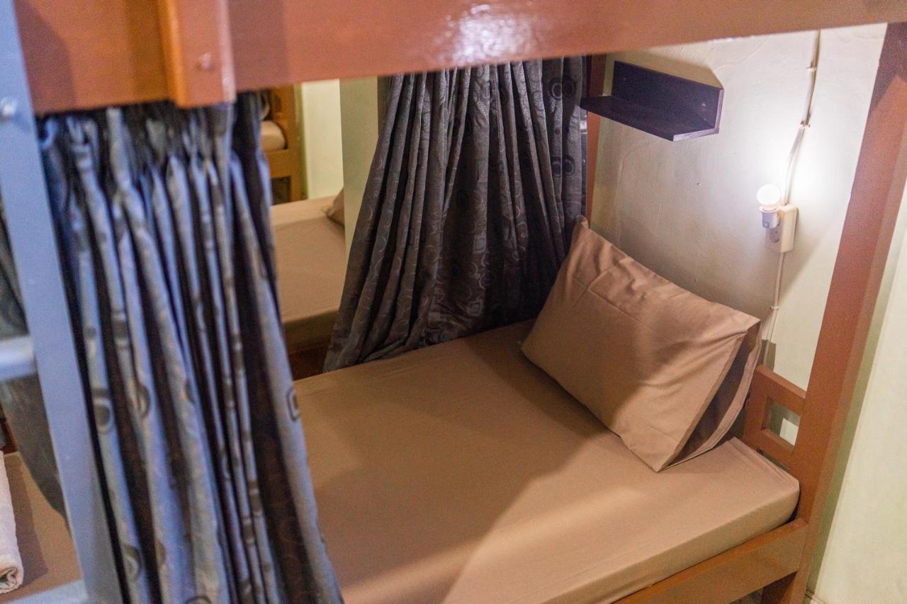 Bamboo Ubud Hostel Экстерьер фото