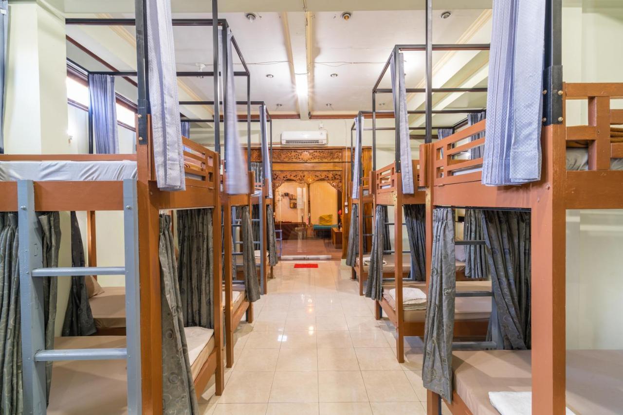 Bamboo Ubud Hostel Экстерьер фото